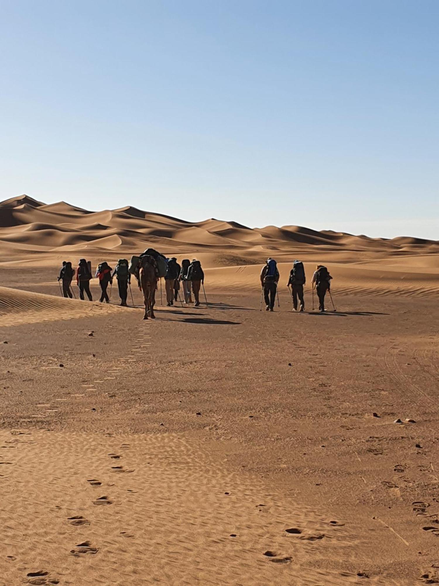 Готель Bivouac Les Nomades & Foum Zguid To Chegaga Tours Екстер'єр фото