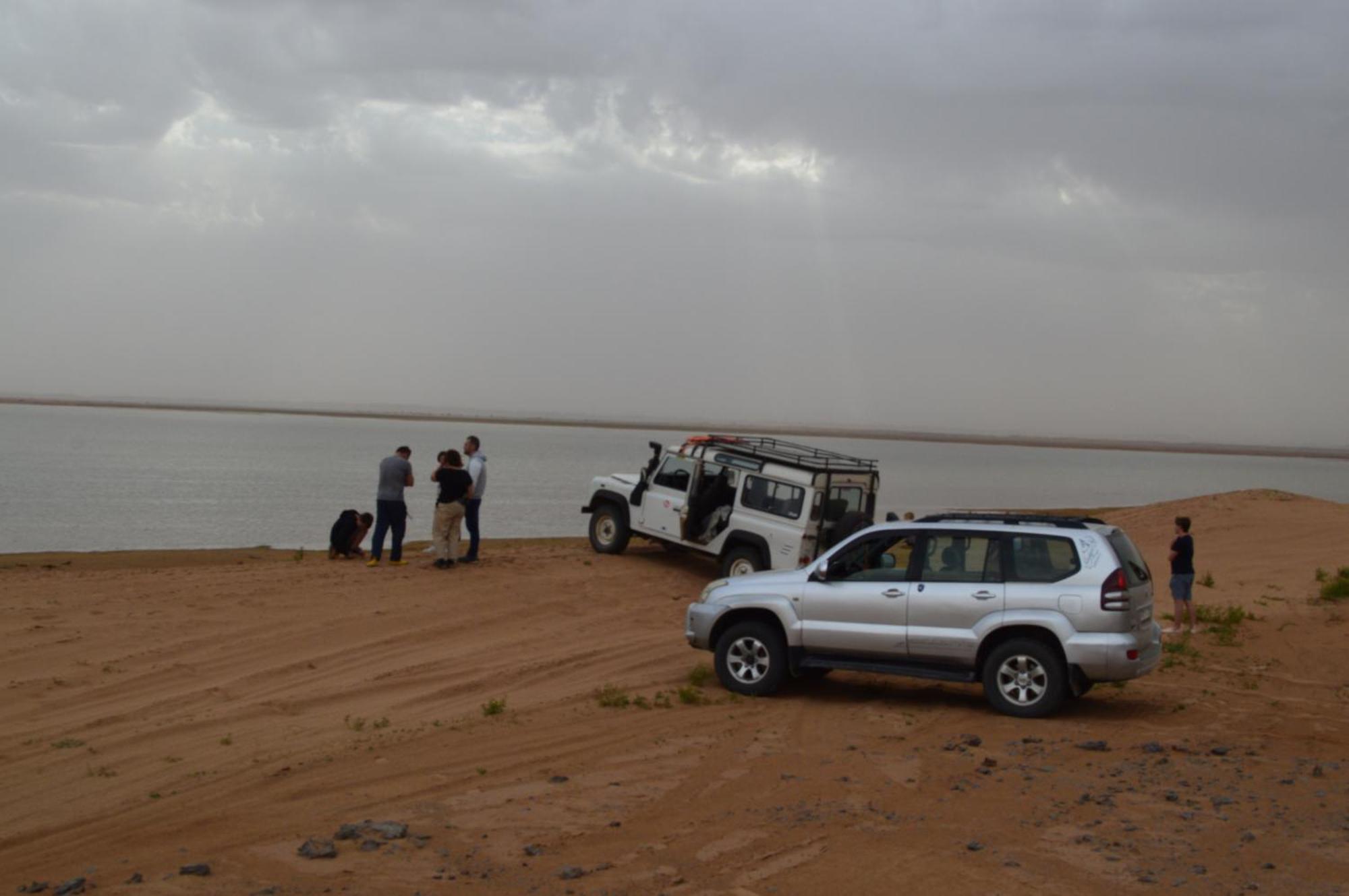 Готель Bivouac Les Nomades & Foum Zguid To Chegaga Tours Екстер'єр фото